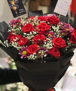 Roses and Daisy Bouquet