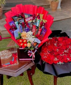 Acrylic Cake with Bloom and Snack Box