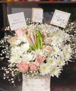 White & Pink Elegance Flower Box